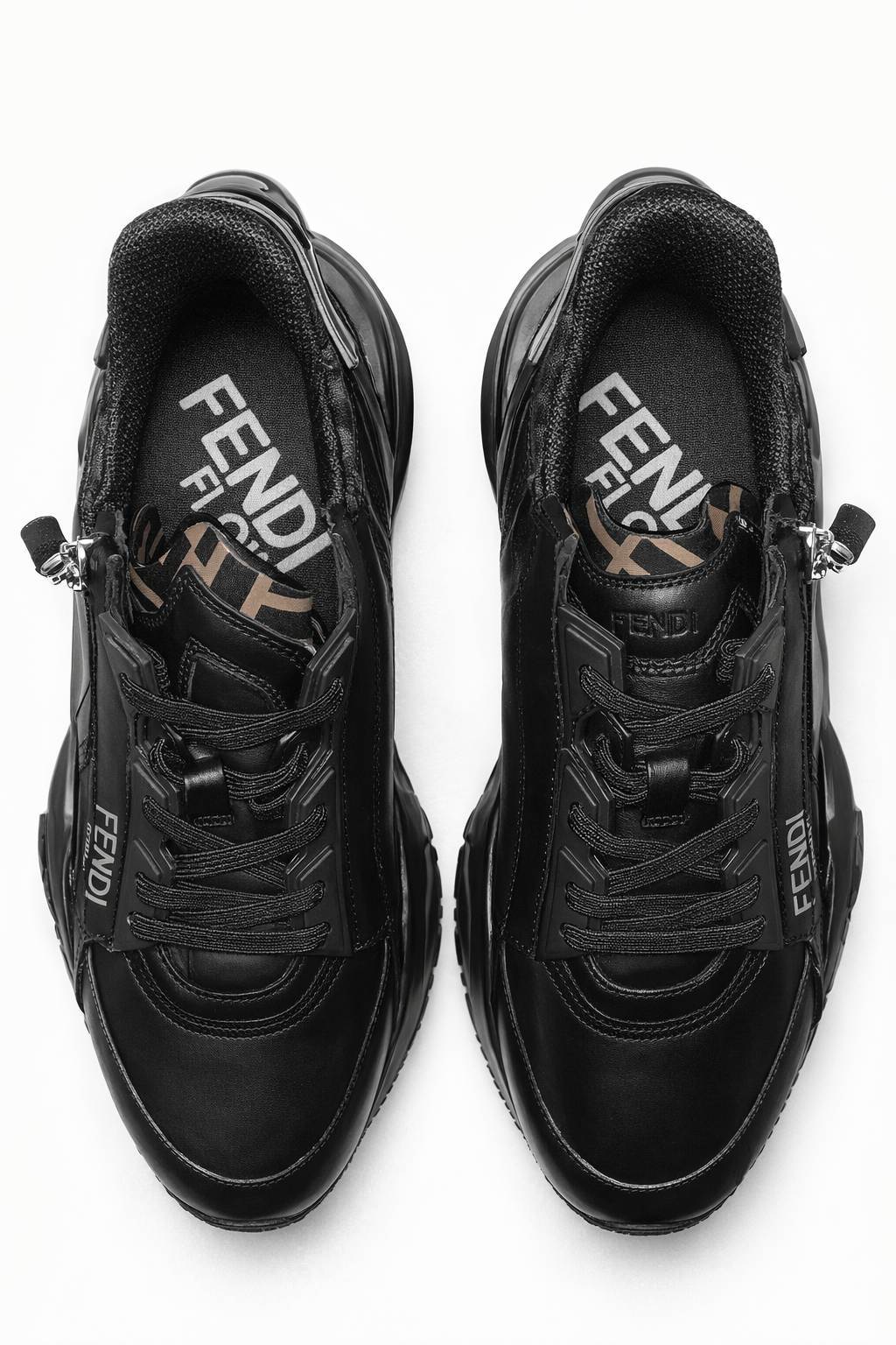 Sneakers Fendi Flow Noires avec Monogramme et Fermeture Zippée